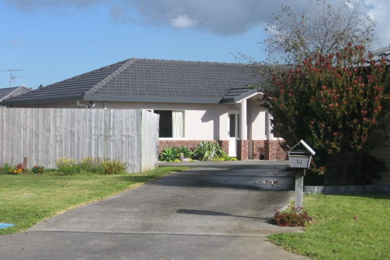 Photo of property in 10 Beragh Place, East Tamaki, Auckland, 2016