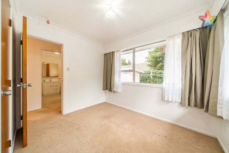 Photo of property in 244 Waiwhetu Road, Waterloo, Lower Hutt, 5011