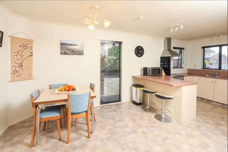 Photo of property in 4 Morton Place, Leamington, Cambridge, 3432