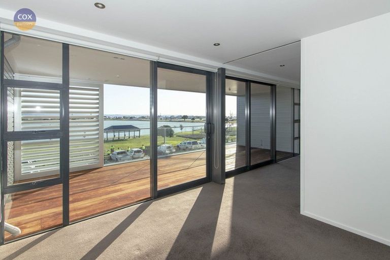 Photo of property in 311/7 Humber Street, Pandora, Napier, 4110