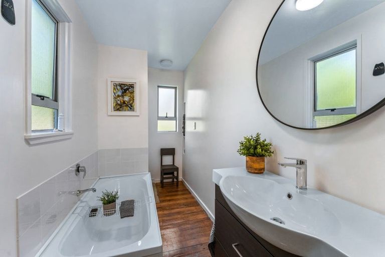 Photo of property in 1643 Highcliff Road, Portobello, Dunedin, 9014