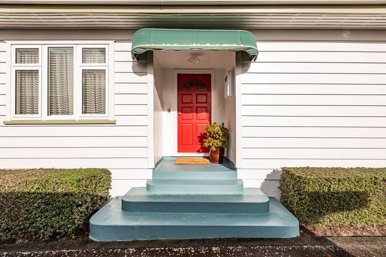 Photo of property in 9 Charleston Avenue, Boulcott, Lower Hutt, 5011