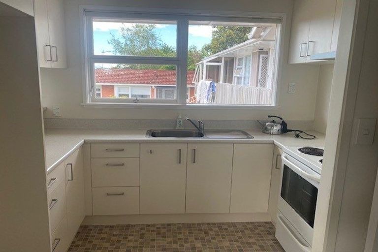 Photo of property in 4/240 Hurstmere Road, Takapuna, Auckland, 0622