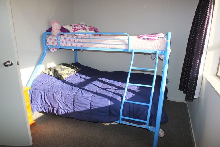 Photo of property in 60 Nash Parade, Foxton Beach, Foxton, 4815