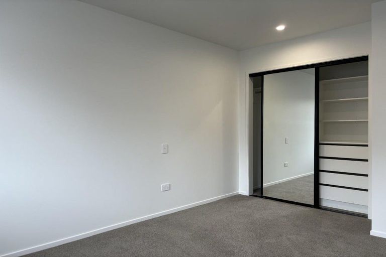 Photo of property in 268b Courtenay Street, Strandon, New Plymouth, 4312