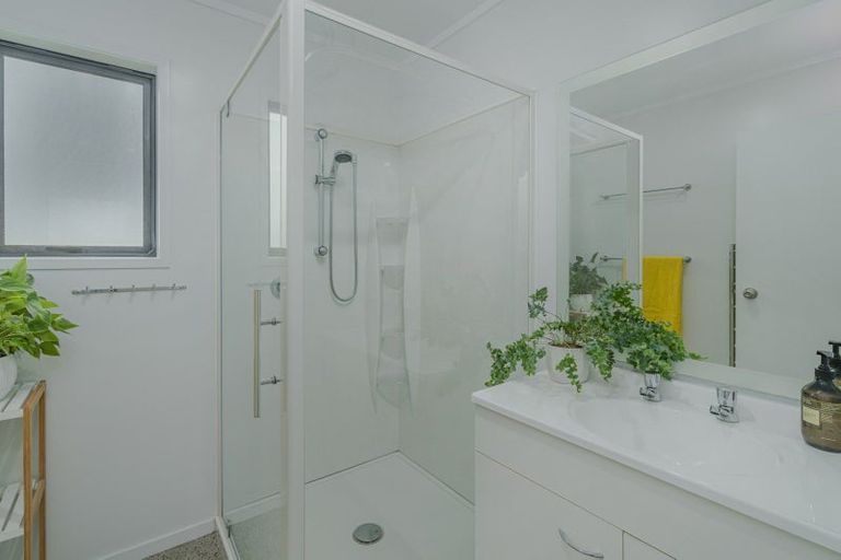 Photo of property in 5 Emmerdale Drive, Hahei, Whitianga, 3591