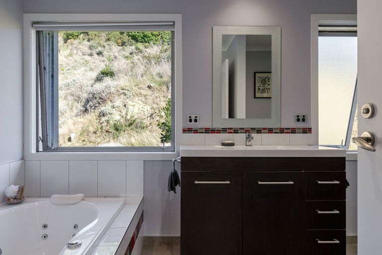 Photo of property in 191 Ngahere Park Road, Turitea, Palmerston North, 4472