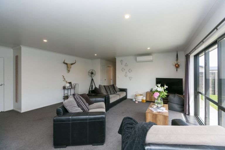 Photo of property in 18 Coby Sydney Drive, Bell Block, New Plymouth, 4312