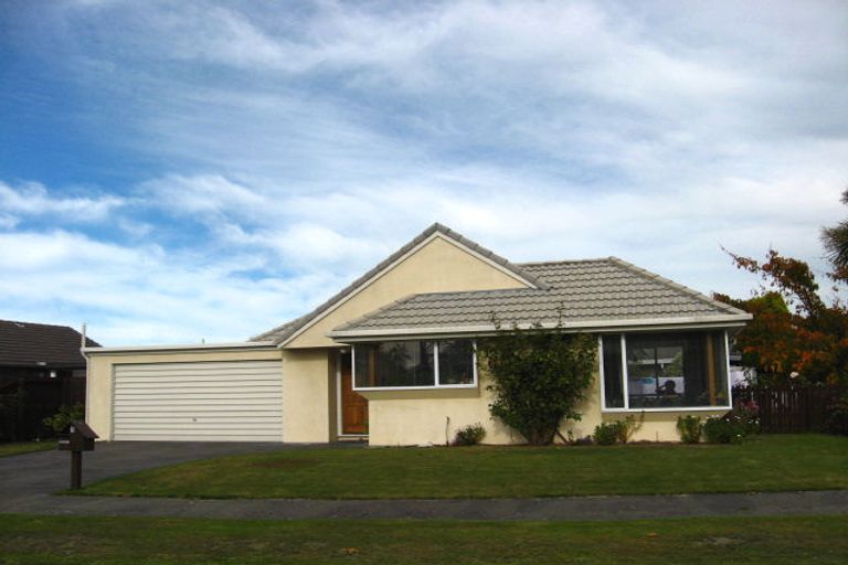 Photo of property in 7 Showgate Avenue, Sockburn, Christchurch, 8042