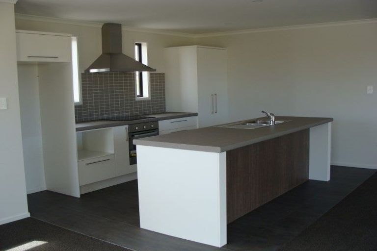 Photo of property in 48 Penetaka Heights, Pyes Pa, Tauranga, 3112