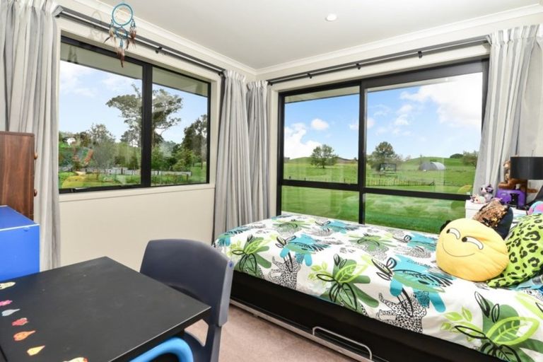 Photo of property in 18 Smith Road, Horsham Downs, Hamilton, 3281