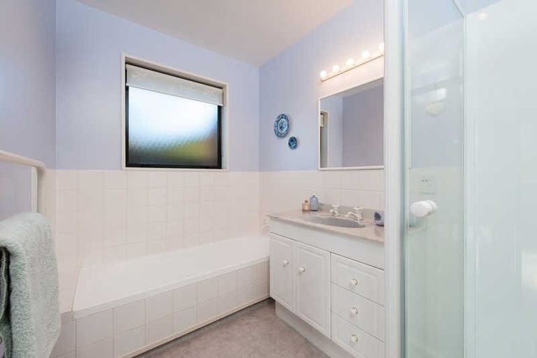 Photo of property in 1/256 Grahams Road, Bishopdale, Christchurch, 8053