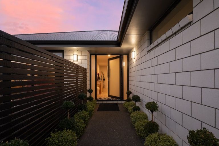 Photo of property in 8 Whitehall Drive, Springlands, Blenheim, 7201