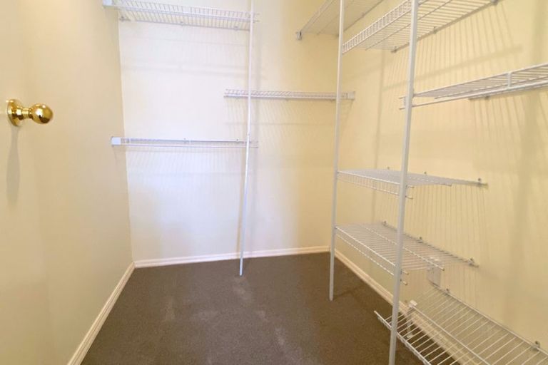 Photo of property in 18 Arlose Place, Westgate, Auckland, 0614