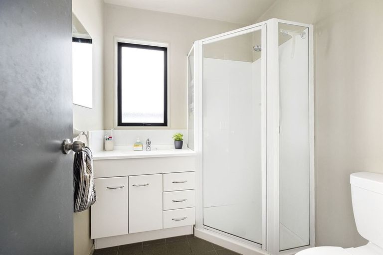 Photo of property in 114 Sidlaw Street, Strathmore Park, Wellington, 6022