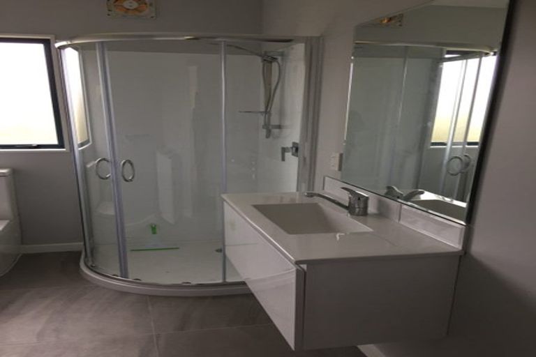 Photo of property in 160 Milne Drive, Paraparaumu, 5032