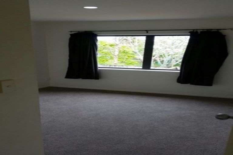 Photo of property in 12/36 West Coast Road, Glen Eden, Auckland, 0602