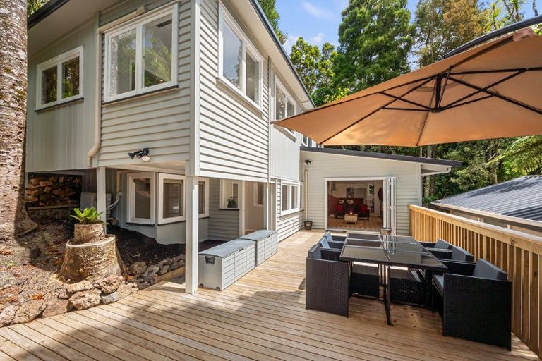 Photo of property in 45 Park Road, Titirangi, Auckland, 0604