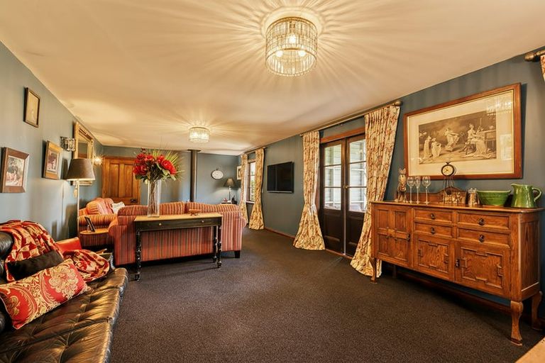 Photo of property in 2195 Old West Coast Road, Kirwee, Christchurch, 7671