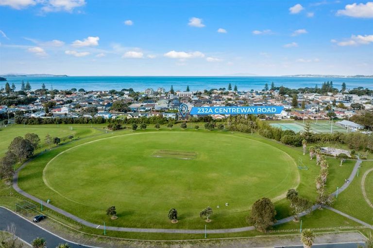 Photo of property in 232a Centreway Road, Orewa, 0931