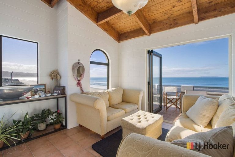Photo of property in 65 Broadway Road, Waihi Beach, 3611