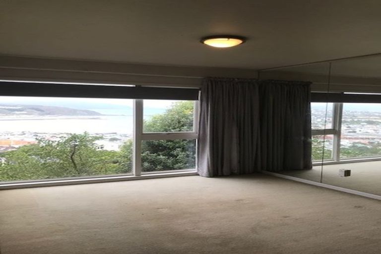 Photo of property in 2 Hornsey Road, Melrose, Wellington, 6023