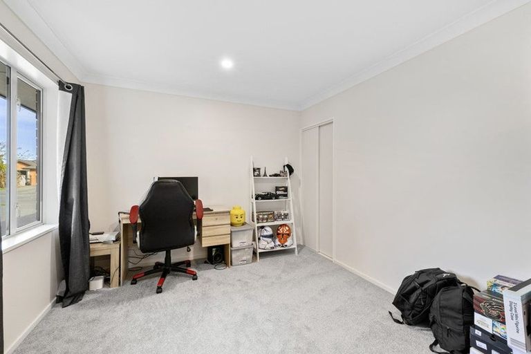 Photo of property in 55 Overbury Crescent, Rolleston, 7614