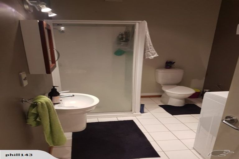 Photo of property in 233 Ohiro Road, Brooklyn, Wellington, 6021