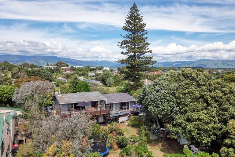 Photo of property in 44a Tasman Road, Otaki Beach, Otaki, 5512