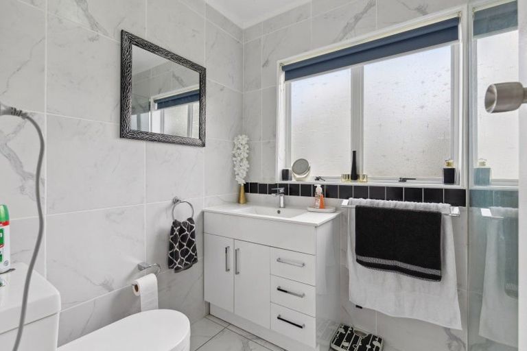 Photo of property in 45 Tomin Road, Glenview, Hamilton, 3206