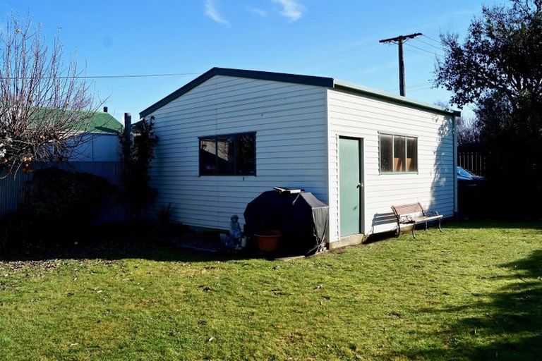 Photo of property in 6 Leslie Street, Waiau, 7332