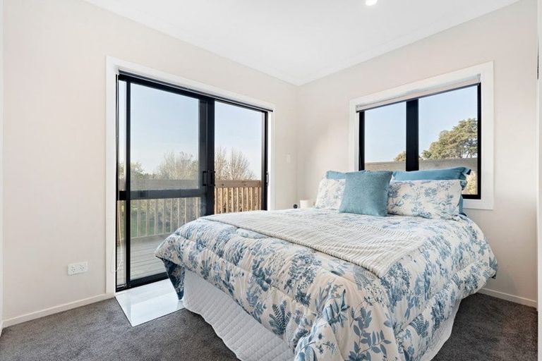 Photo of property in 65 Annett Road, Kumeu, 0891