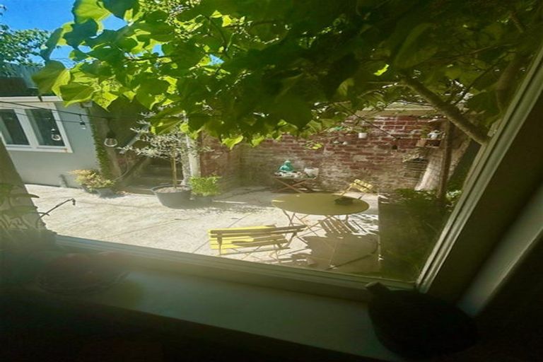 Photo of property in 6 Jeypore Street, Berhampore, Wellington, 6023