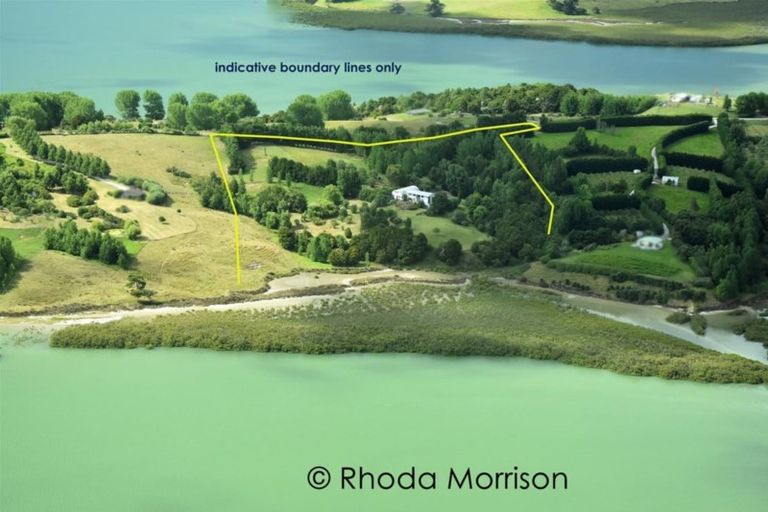 Photo of property in 257 Metcalfe Road, Matakohe, 0593