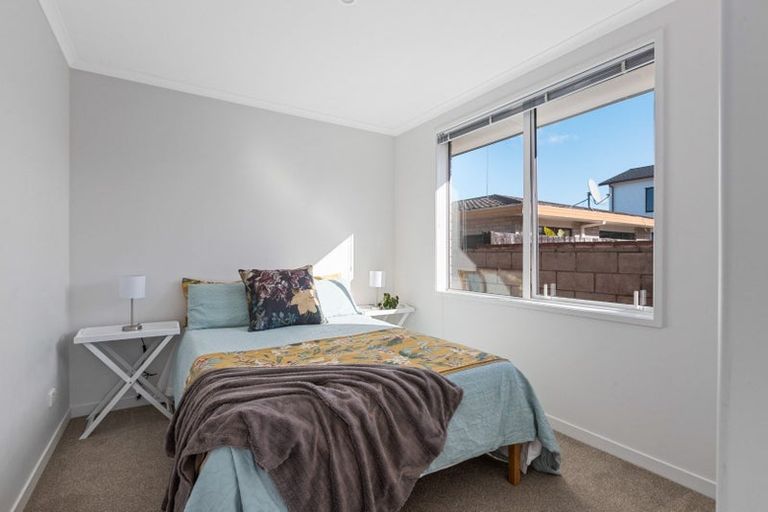 Photo of property in 28a Elizabeth Street, Orewa, 0931