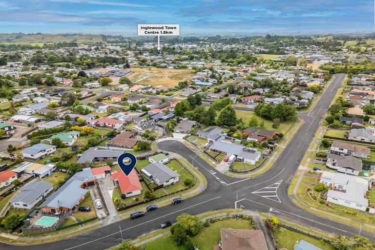 Photo of property in 21 Rewa Street, Inglewood, 4330