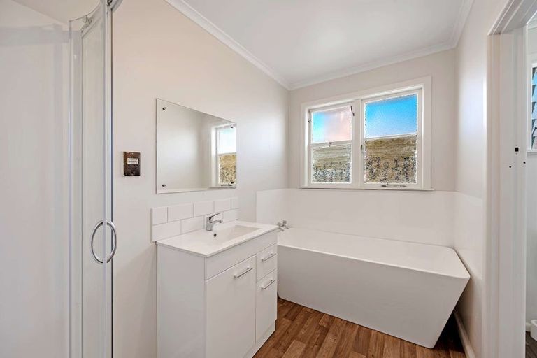 Photo of property in 69 Bledisloe Road, Maraenui, Napier, 4110