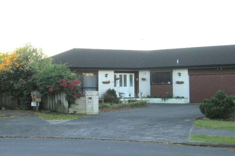 Photo of property in 23 Glucina Avenue, West Harbour, Auckland, 0618