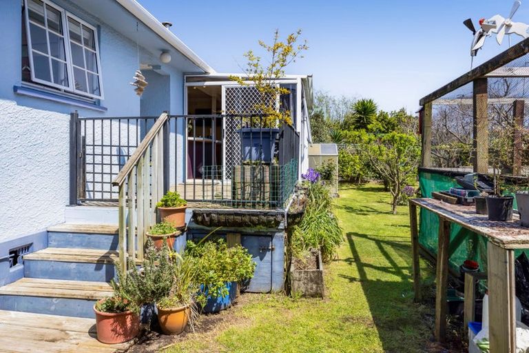 Photo of property in 80 Fulford Street, New Plymouth, 4310