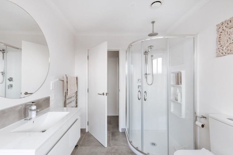 Photo of property in 51 Manawa Road, Papamoa Beach, Papamoa, 3118