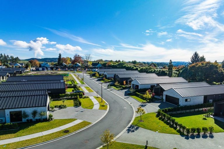 Photo of property in 9 Sorrento Drive, Rangatira Park, Taupo, 3330