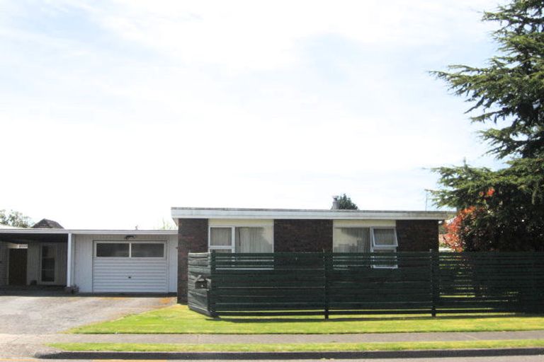 Photo of property in 4 Mckee Avenue, Fenton Park, Rotorua, 3010