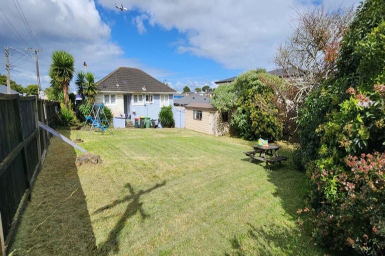 Photo of property in 273 Puhinui Road, Papatoetoe, Auckland, 2025