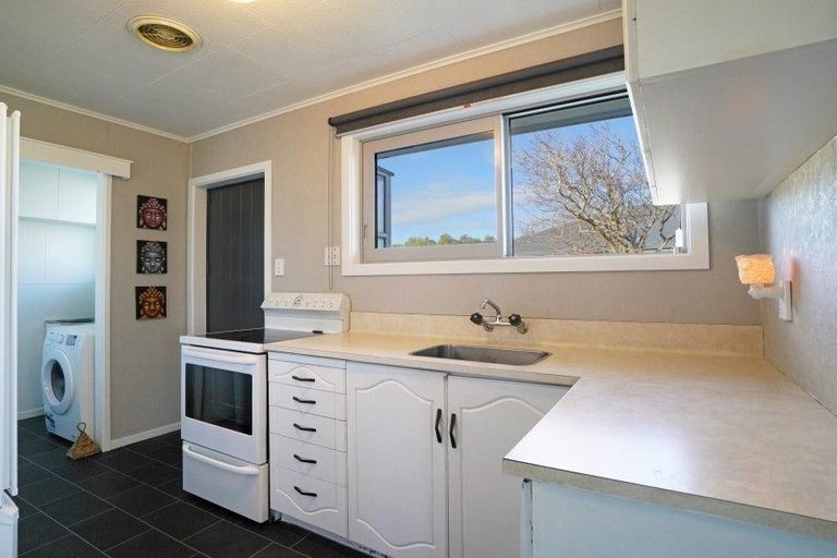 Photo of property in 29 Harvey Street, Grasmere, Invercargill, 9810