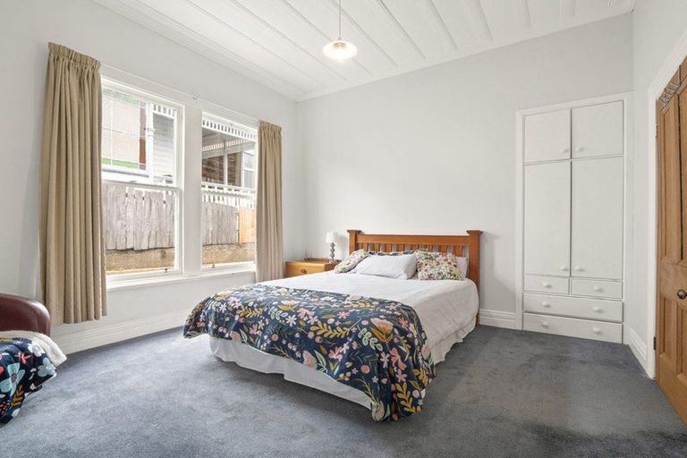 Photo of property in 10 Whitby Street, Mornington, Dunedin, 9011
