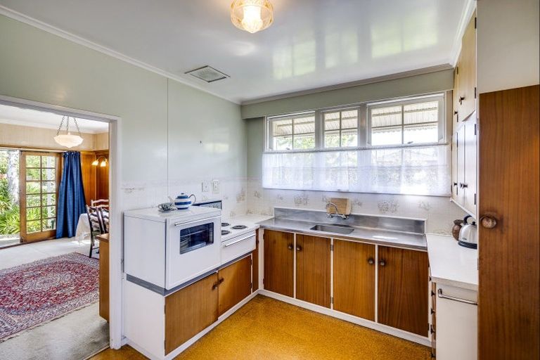 Photo of property in 10 Mckenzie Avenue, Marewa, Napier, 4110