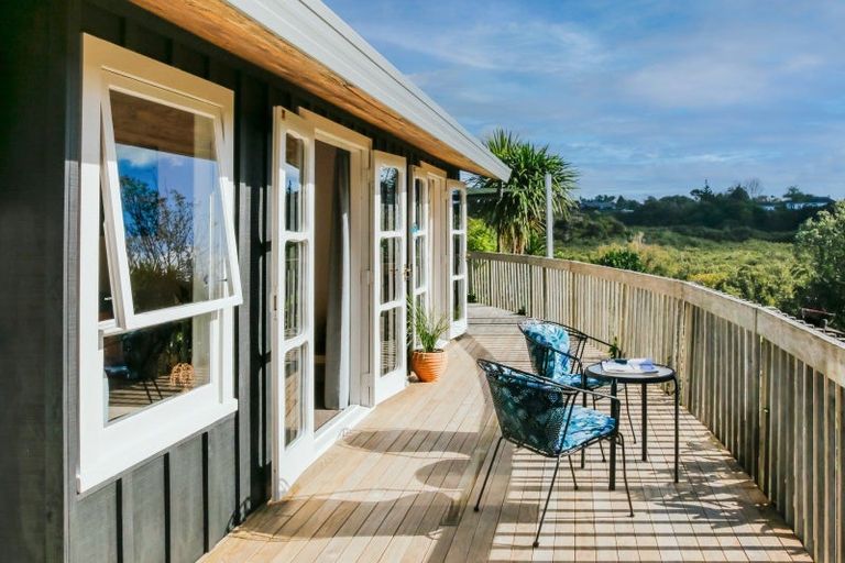 Photo of property in 16 Ao Marama Place, Kerikeri, 0294