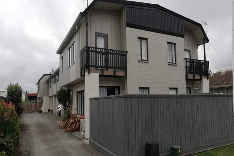 Photo of property in 6/31 Brockworth Place, Riccarton, Christchurch, 8011