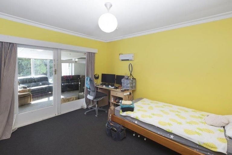 Photo of property in 16 Barlow Street, Ilam, Christchurch, 8041