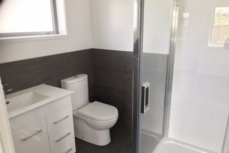 Photo of property in 6a Kirk Street, Waiuku, 2123